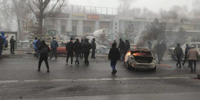 قتلى في احتجاجات تهز كازاخستان.. حالة الطوارئ واستقالة الحكومة