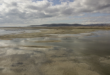 مداخن الجنيات الغارقة تظهر على شواطئ بحيرة وان في تركيا