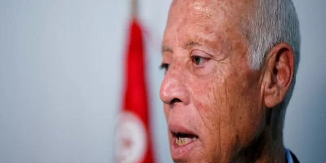 الدستور التونسي: قيس سعيد يعلن مشروع دستور يمنحه سلطات واسعة